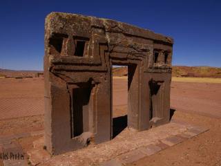 Archeologická lokalita Tiwanaku, Sluneční brána