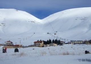 Lyžařské středisko Cedars na svazích Džabal Makmel