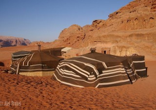 Poušť Wadi Rum, stany beduínů