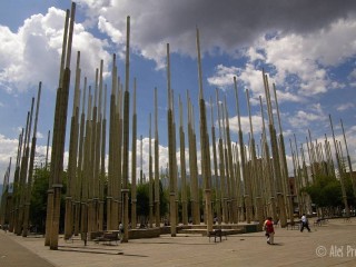 Medelin, náměstí Plaza Cisneros