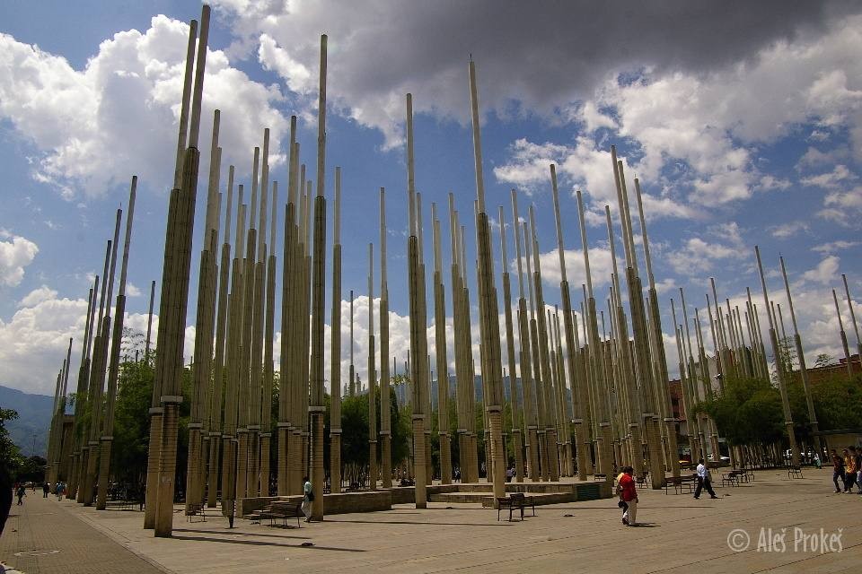 Medelin, náměstí Plaza Cisneros