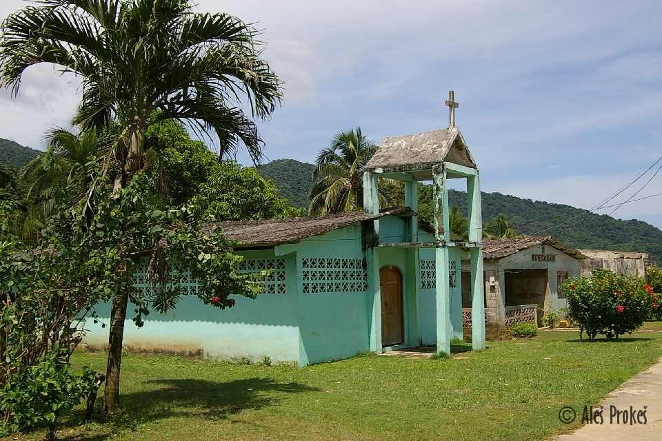 Kostelík v La Miel, Panama