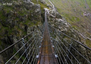 Trift Bridge, nejvyšší řetězový most v Evropě (100 m), Bernský kanton