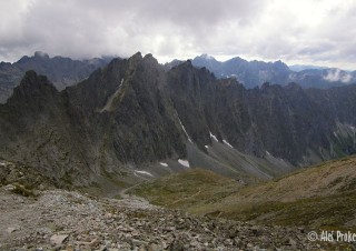 Javorová dolina, Javorový štít