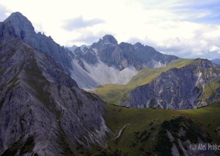 Marchreisenspitze (2620 m), oblast Axamer