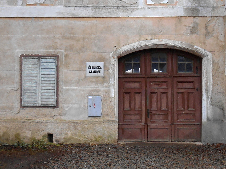 Scéna z Četnických trampot – zámeček Lesní Hluboké