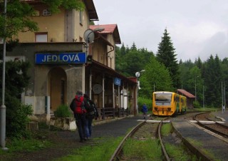 Zastávka Jedlová