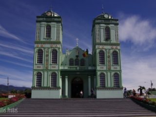 Kostel „Svatební dort“ v Sarchí, Kostarika