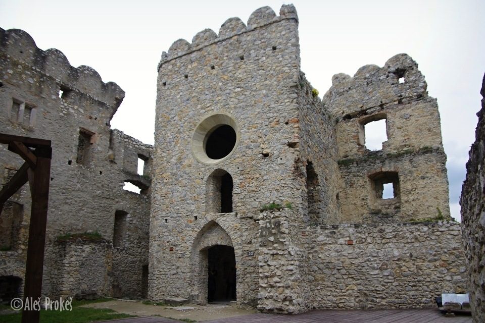 Hrad Beckov