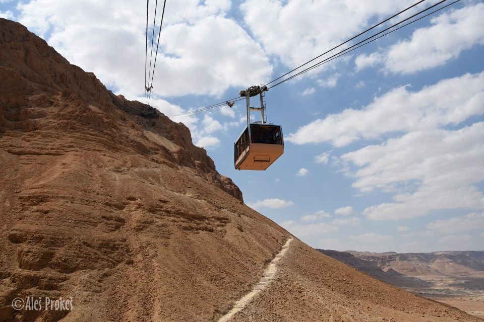 Lanovka k pevnosti Masada