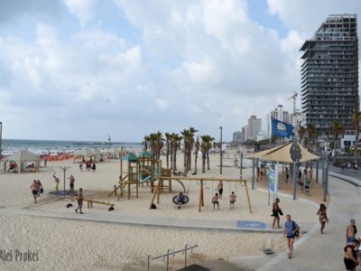 Tel Aviv, komplex hotelů u Středozemního moře