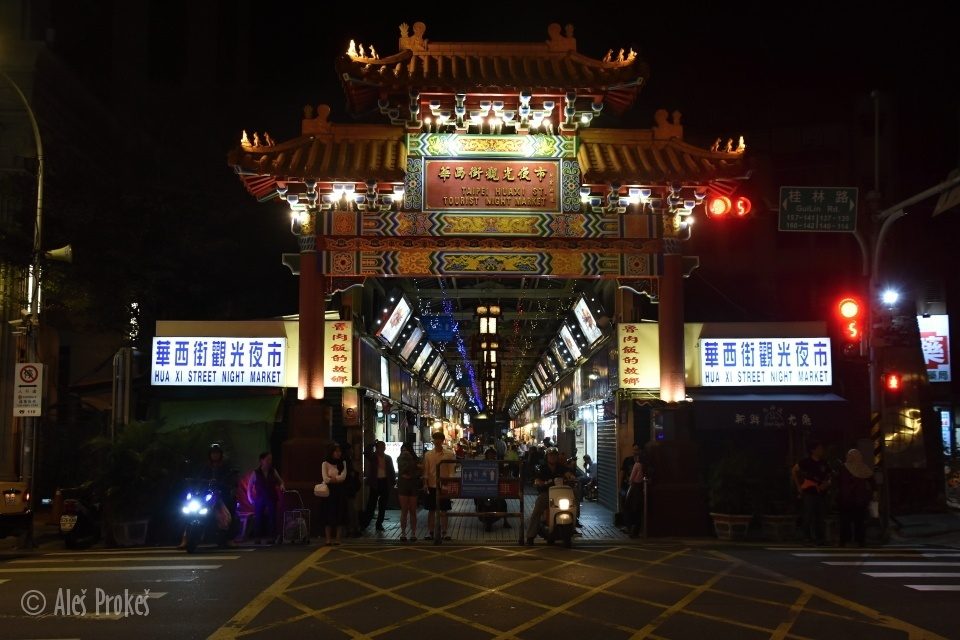 Hadí alej, večerní tržiště, Taipei
