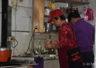 V restauraci na nocním trhu ve meste Hualien