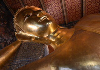 Chrám Wat Pho, ležící buddha, Bangkog