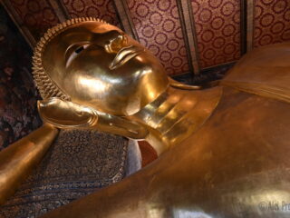 Chrám Wat Pho, ležící buddha, Bangkog