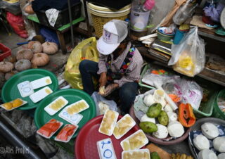Tržiště Maeklong Railway Market