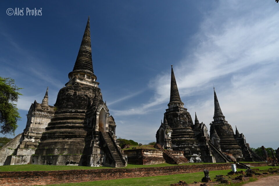 Chrám Wat Yai Chaimongkhon, Ayutthaya