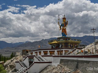 07 Socha Buddhy Šákjamuniho v klášteře Shey