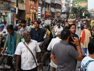 38 Centrum Varanasi odpoledne