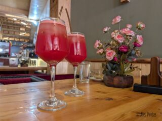 53 Coffee cave na Main Bazar, Leh